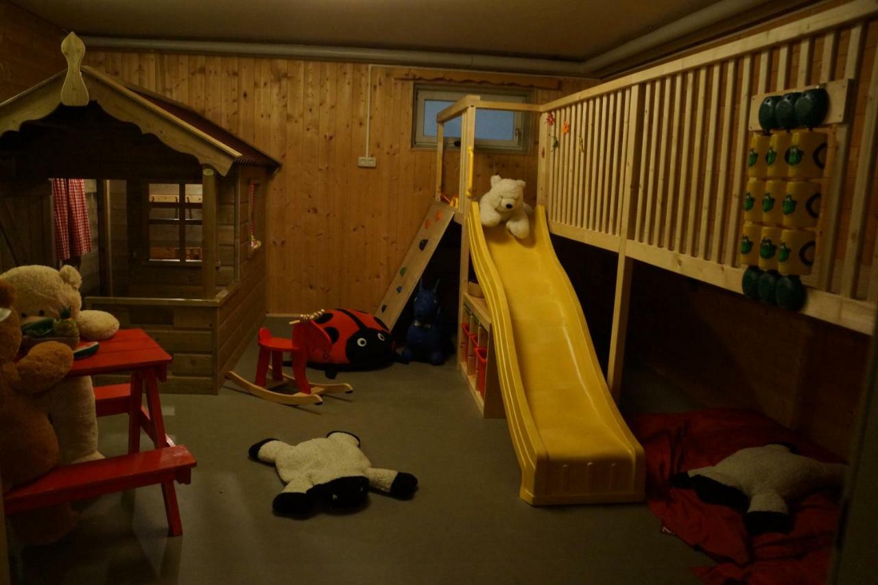 Appartementen Haus Bergblick Gosau Exterior foto