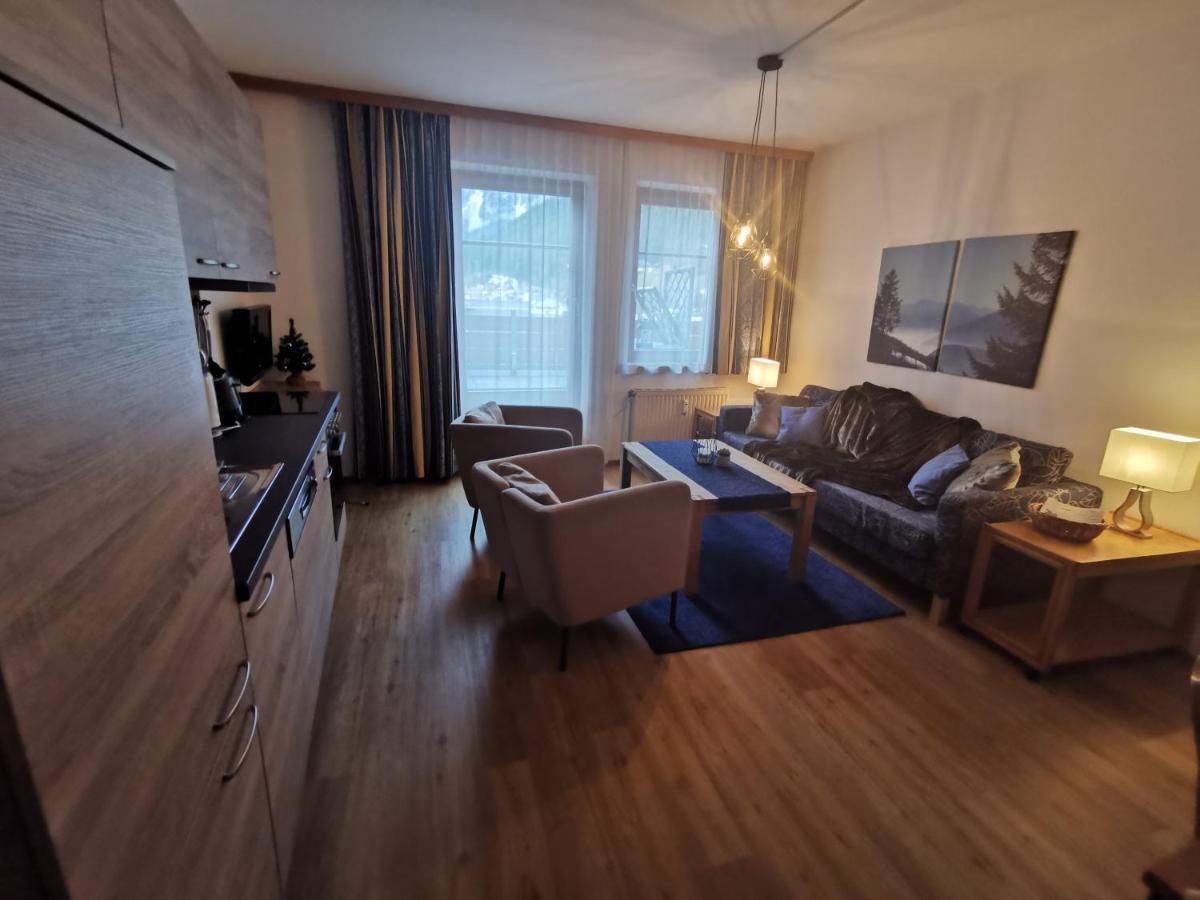 Appartementen Haus Bergblick Gosau Exterior foto